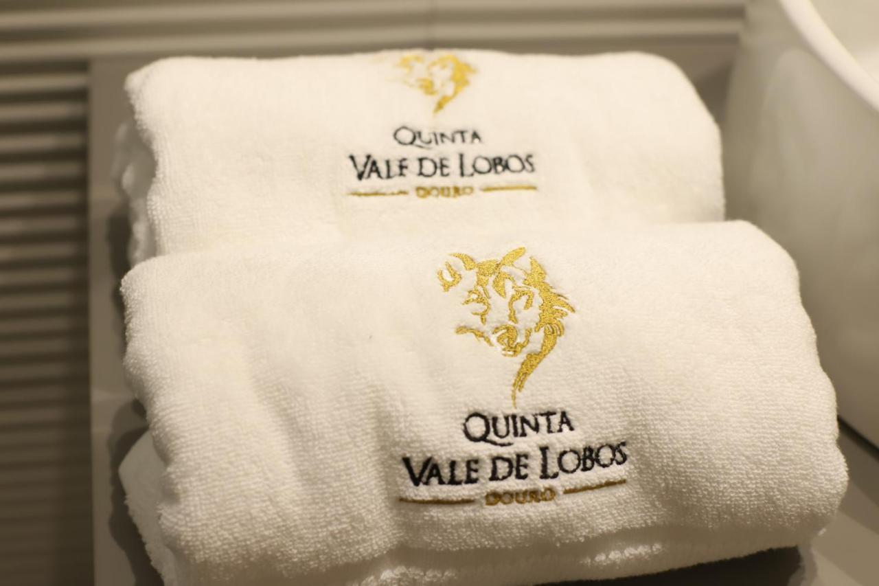 Quinta Vale De Lobos Bed & Breakfast Folgosa  Exterior photo