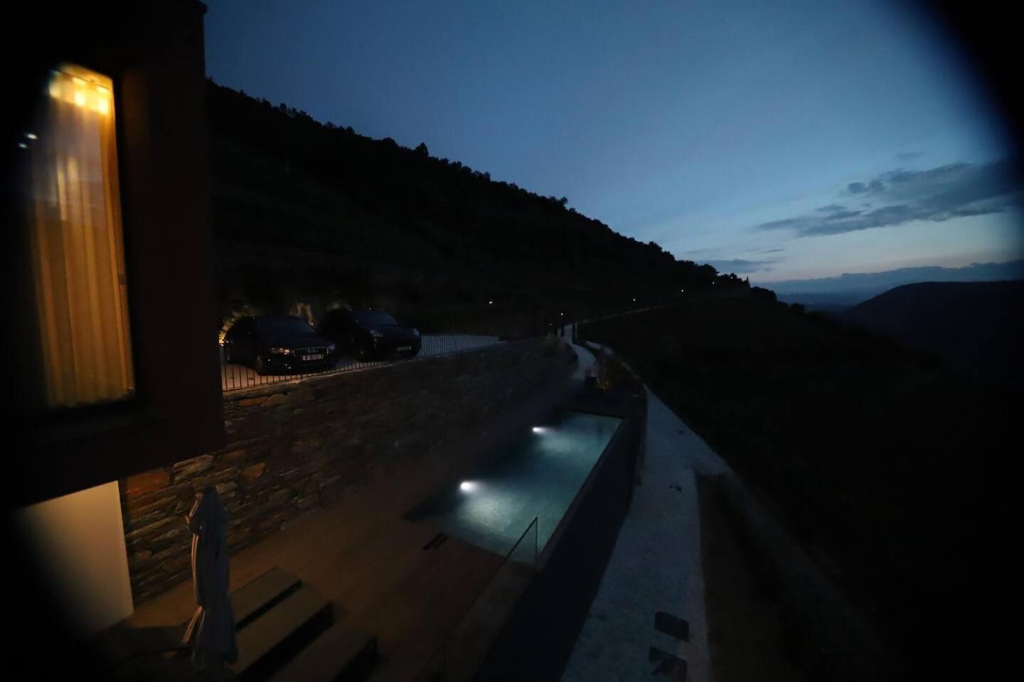Quinta Vale De Lobos Bed & Breakfast Folgosa  Exterior photo